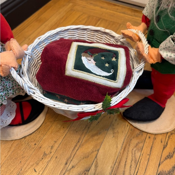 Annalee Red and Green Holiday Decor Figures - Picture 9 of 11